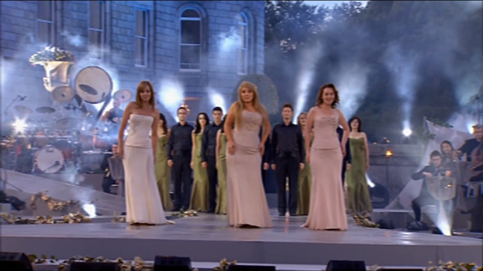 Celtic Woman - Songs from the Heart (Live from Powerscourt House and Gardens)
